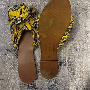 ZARA formed flower sandals worn twice